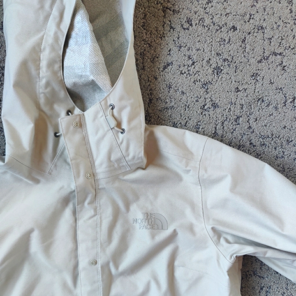 North Face Dry Vent Windbreaker | M